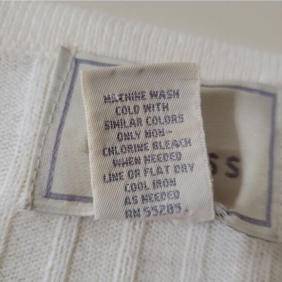 Express Women's Ivory V-neck Long Button-Down Cardigan Sweater - Picture 10 of 11